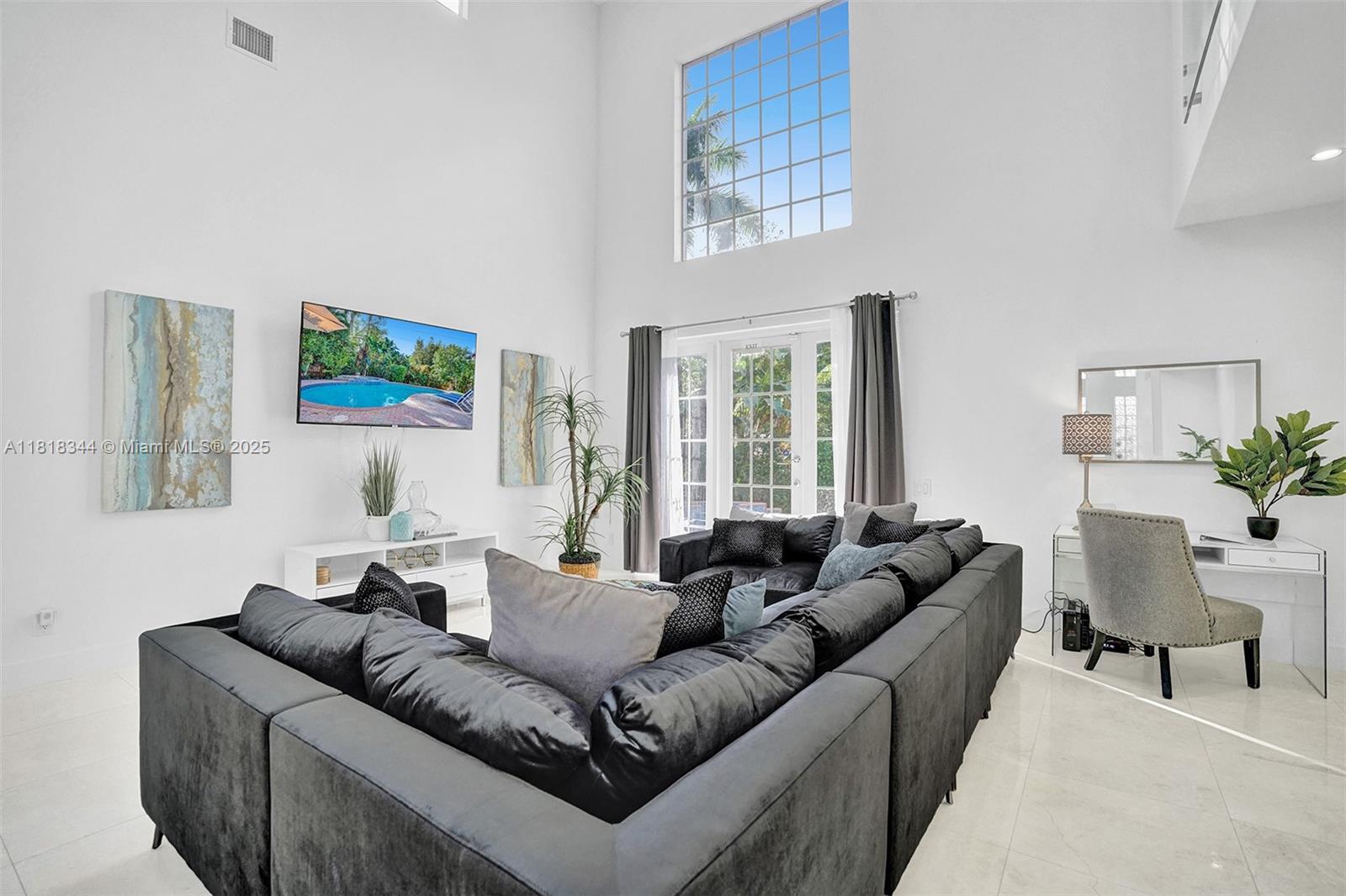 1350 Hollywood Blvd, Hollywood, Florida image 19