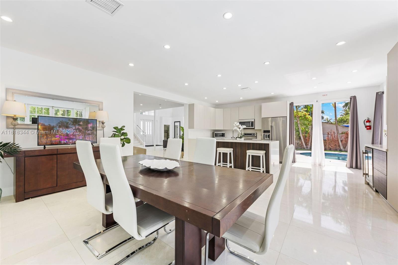 1350 Hollywood Blvd, Hollywood, Florida image 21