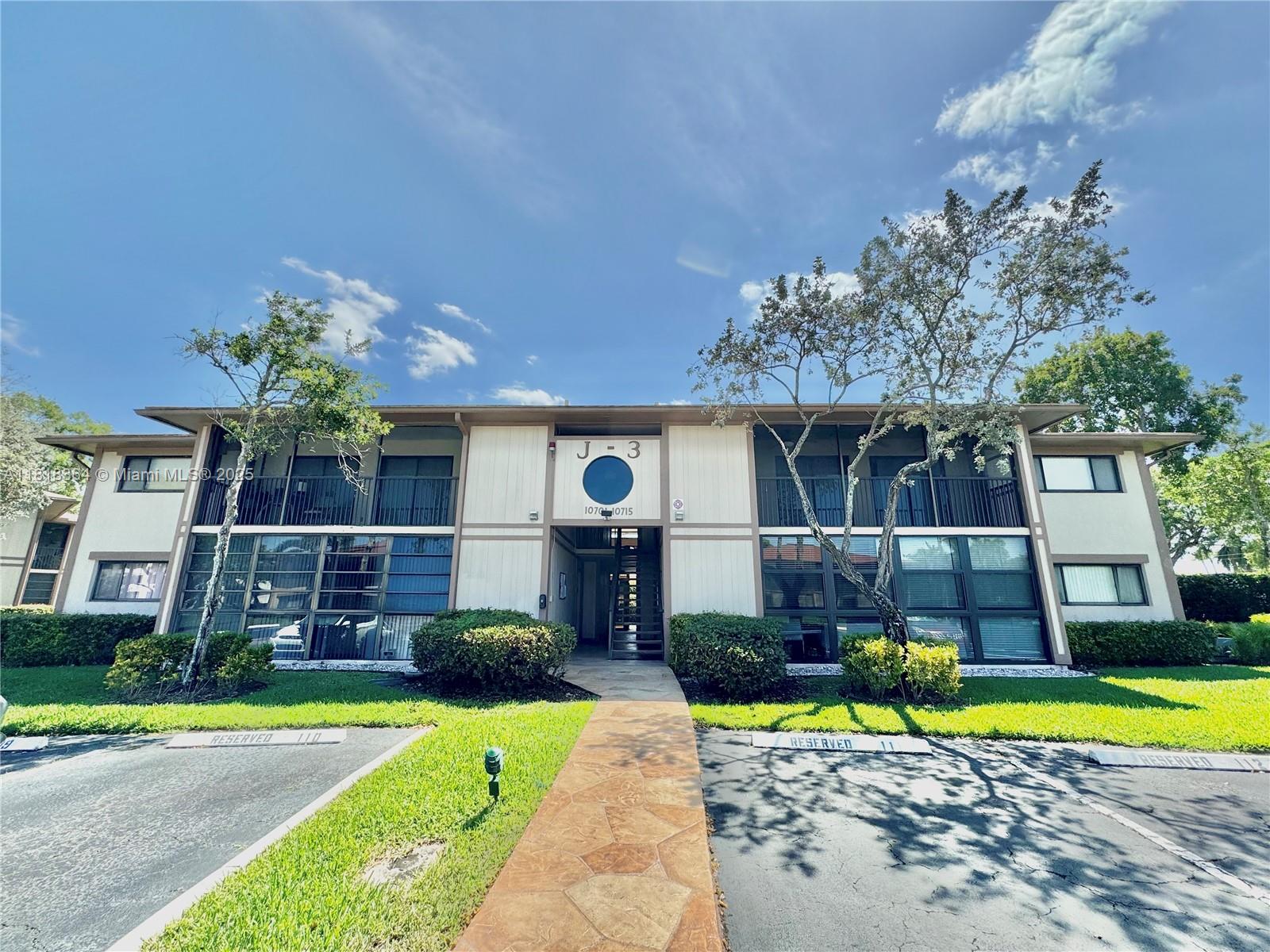 10715 W Clairmont Cir #212, Tamarac, Florida image 1