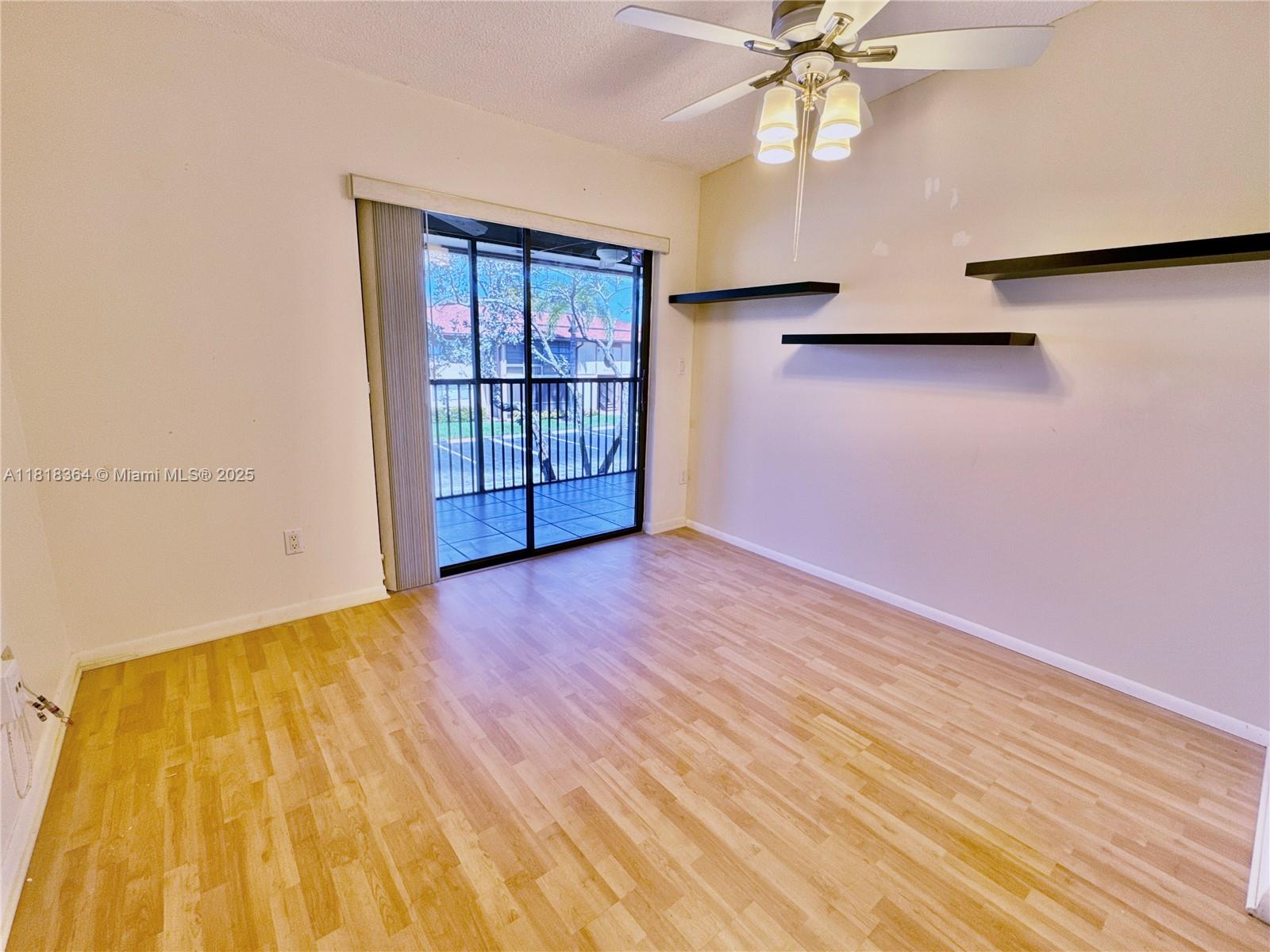 10715 W Clairmont Cir #212, Tamarac, Florida image 27