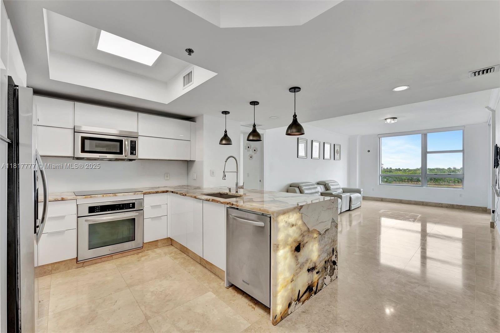 Property photo # 7