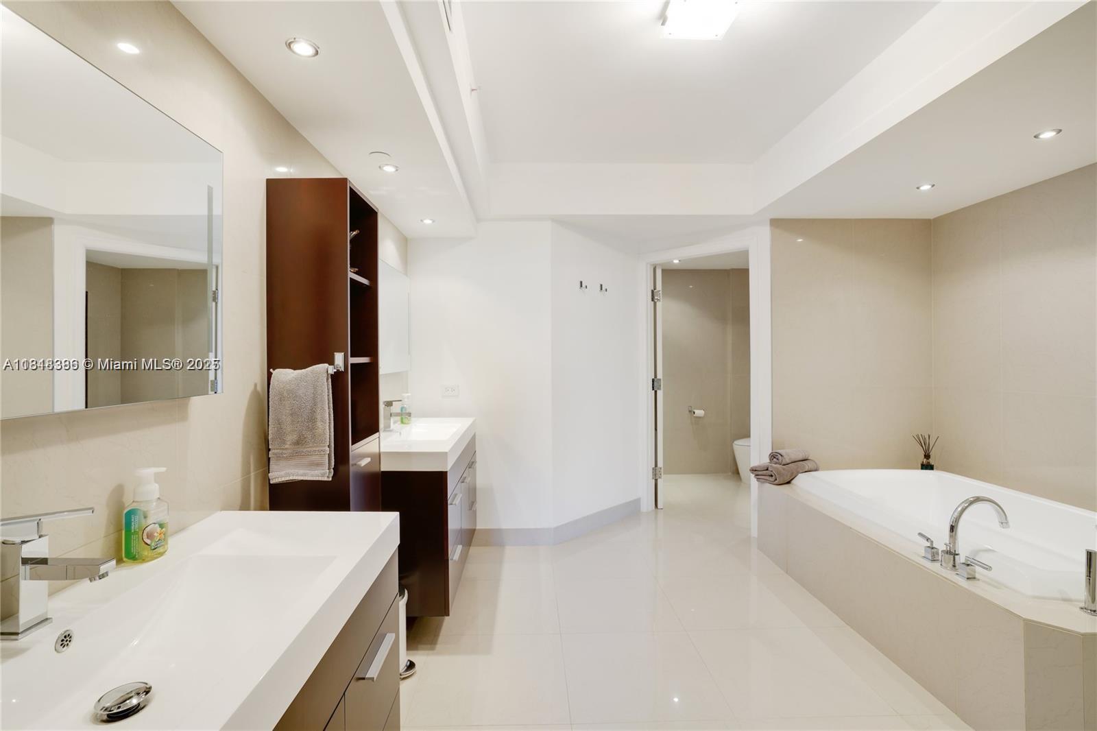 3201 NE 183rd St #3106, Aventura, Florida image 22