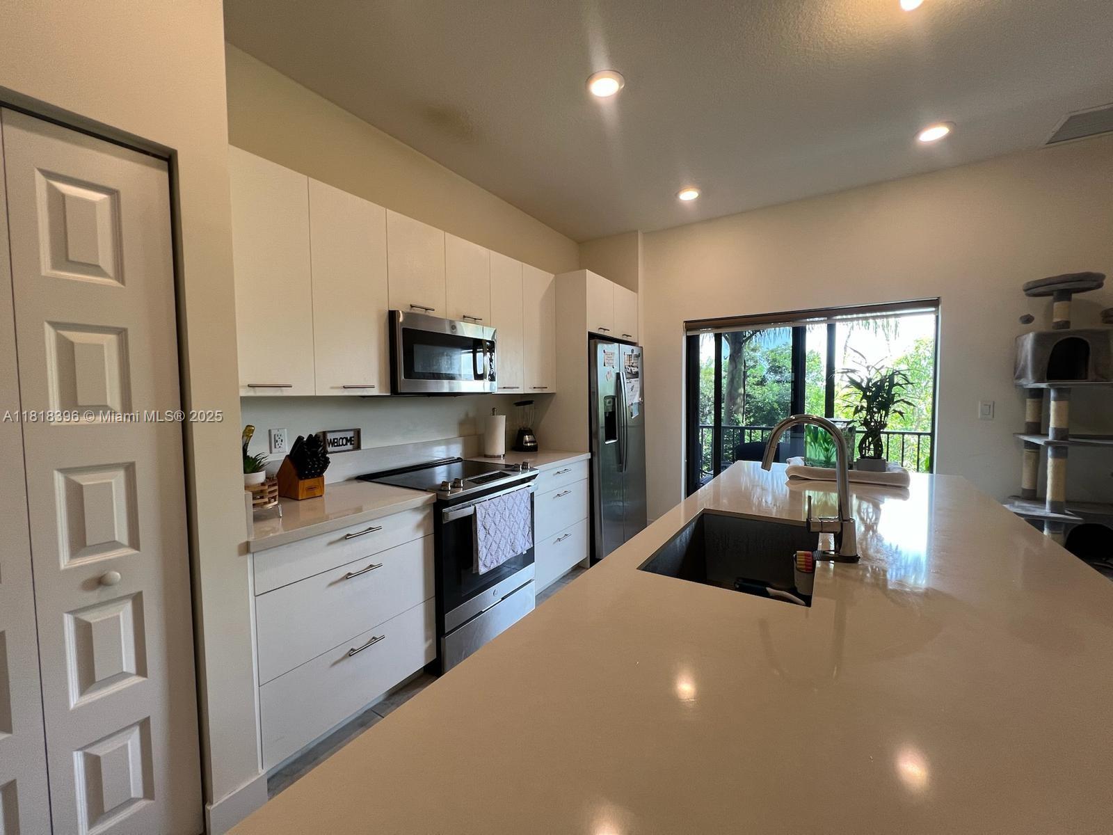Property photo # 7