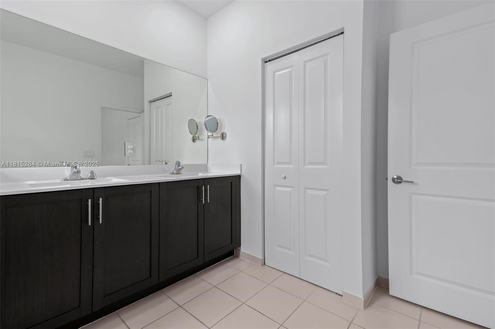 2652 SE 13th St, Homestead, Florida image 8