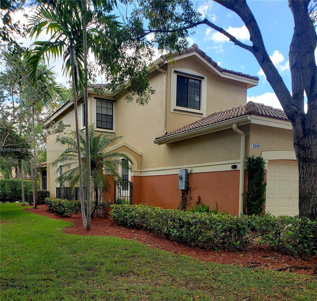 Property photo # 0