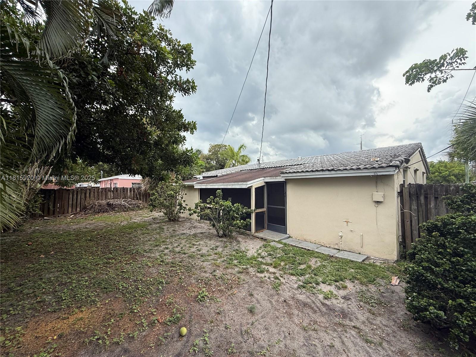 5654 NE 5th Ave, Oakland Park, Florida image 24