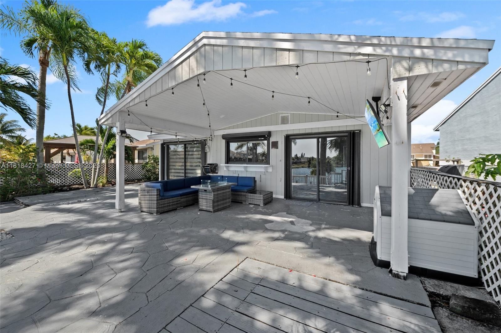 9916 SW 218th Ter, Cutler Bay, Florida image 25