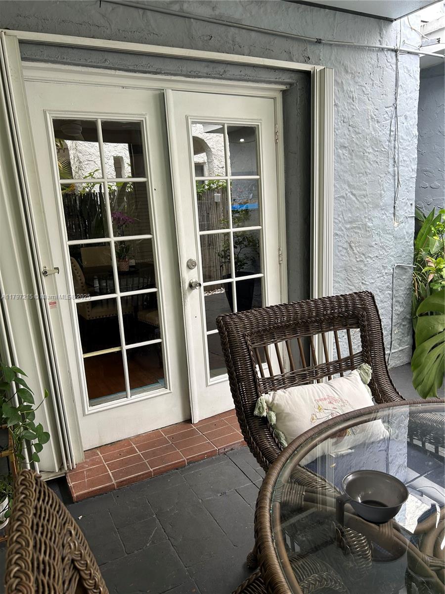 2320 SW 16th Ter, Miami, Florida image 21