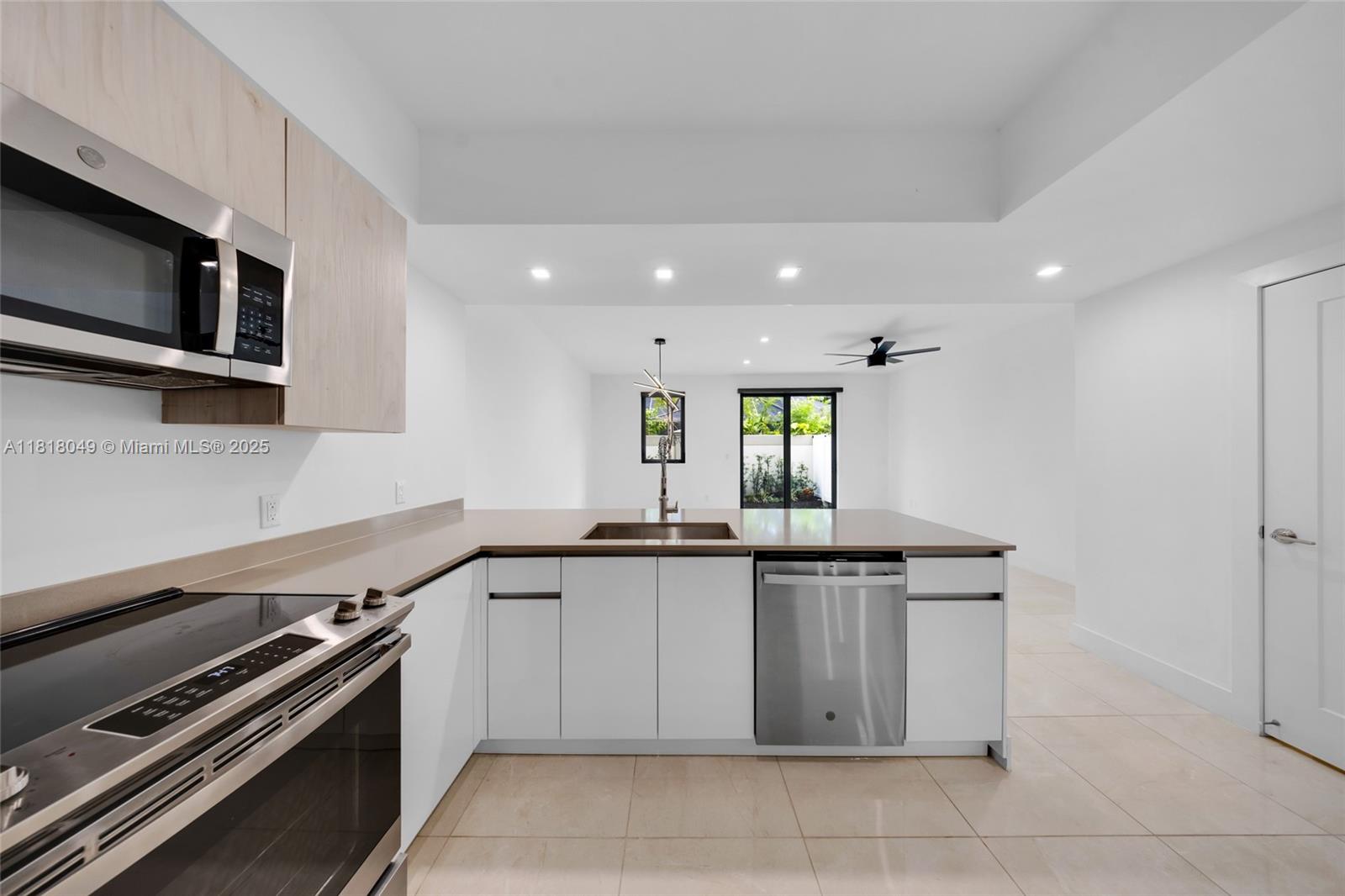 Property photo # 3