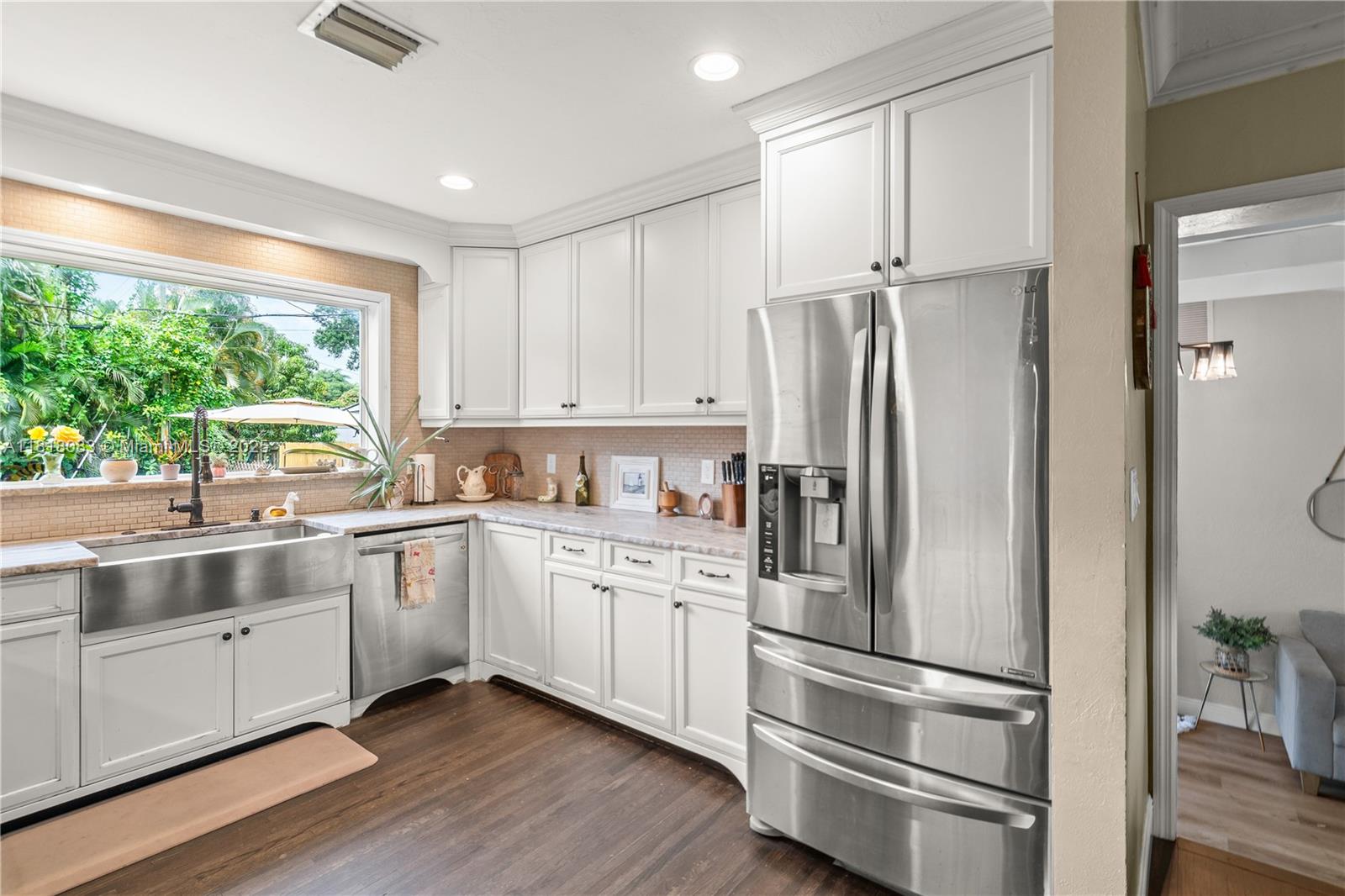 4240 SW 9th St, Plantation, Florida image 7