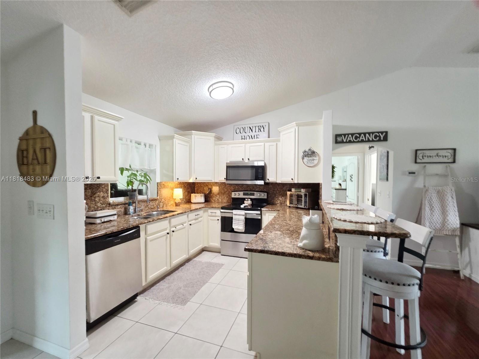 3897 NW 22nd Ave, Okeechobee, Florida image 9