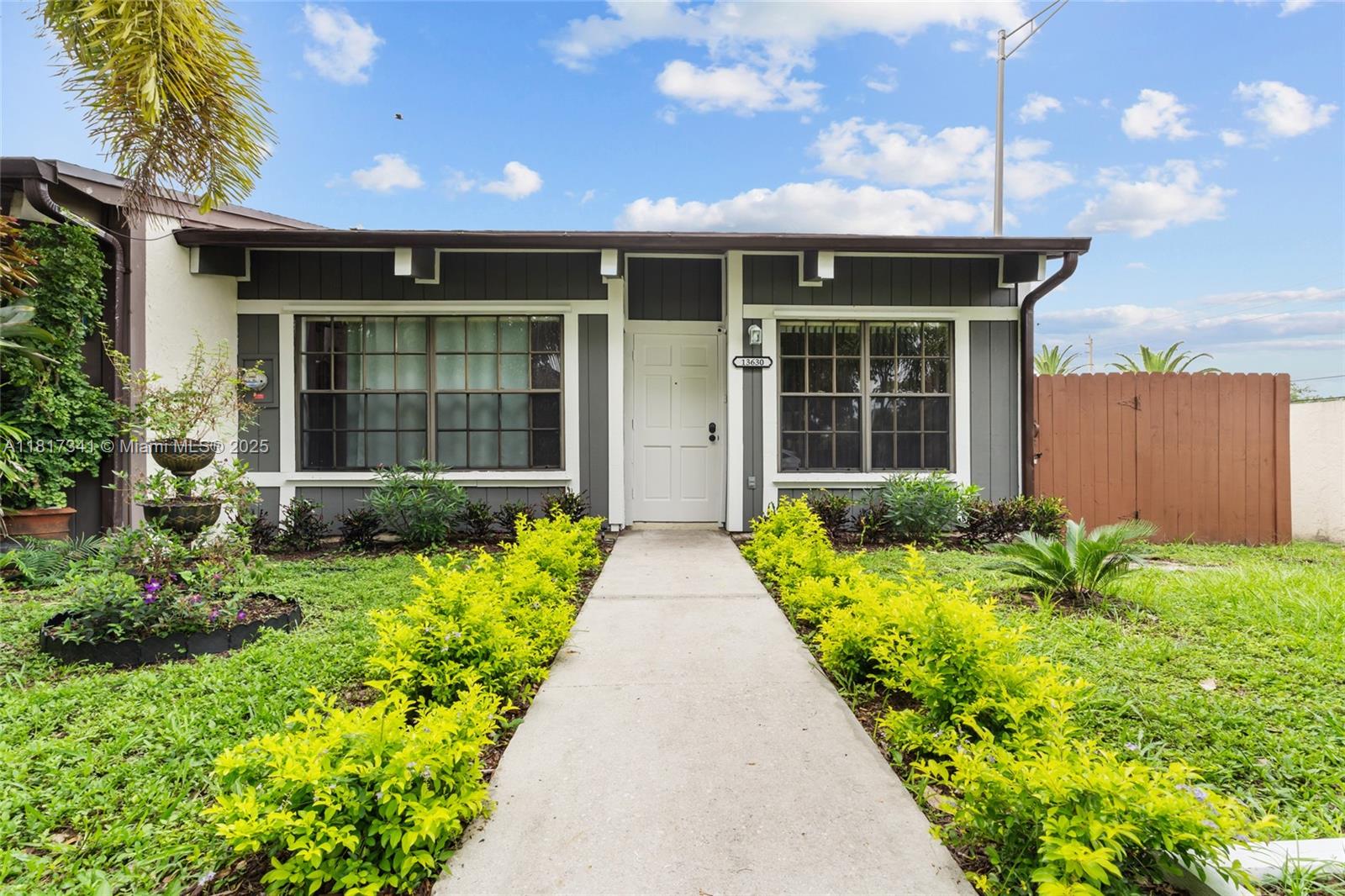 13630 SW 101st Ln, Miami, Florida image 1
