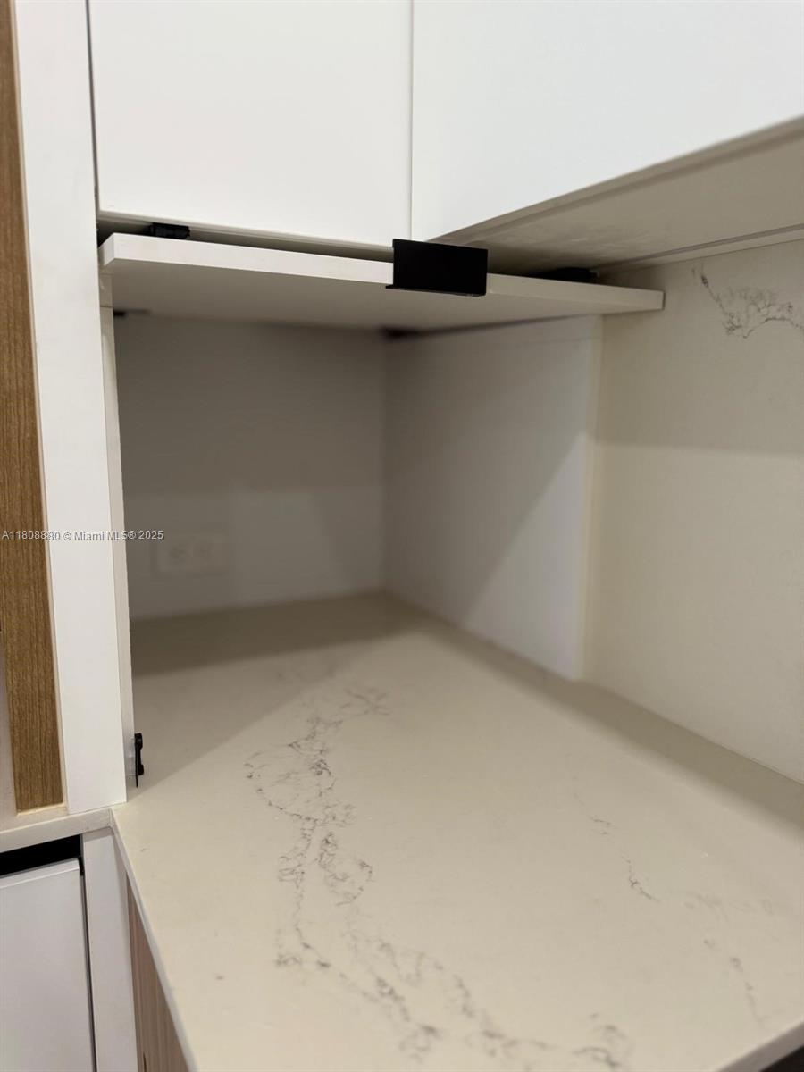 6801 Indian Creek Dr #207, Miami Beach, Florida image 16