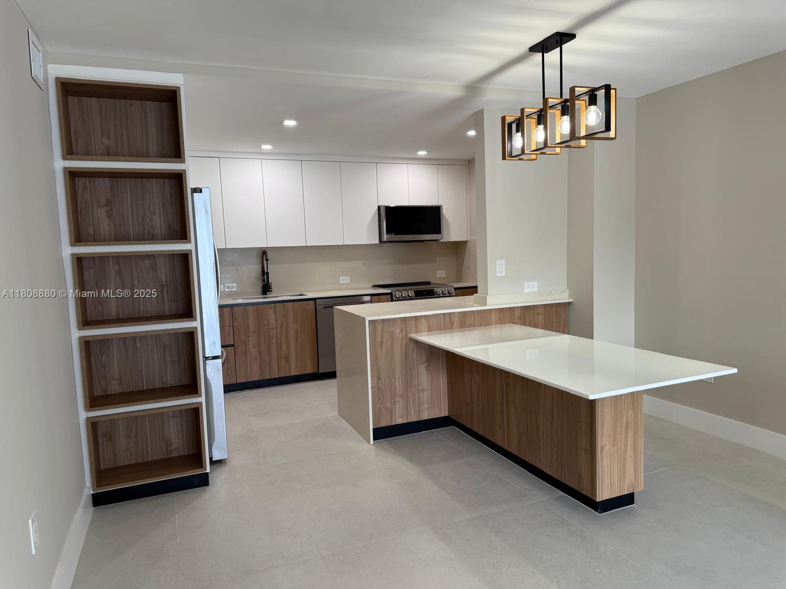 6801 Indian Creek Dr #207, Miami Beach, Florida image 3