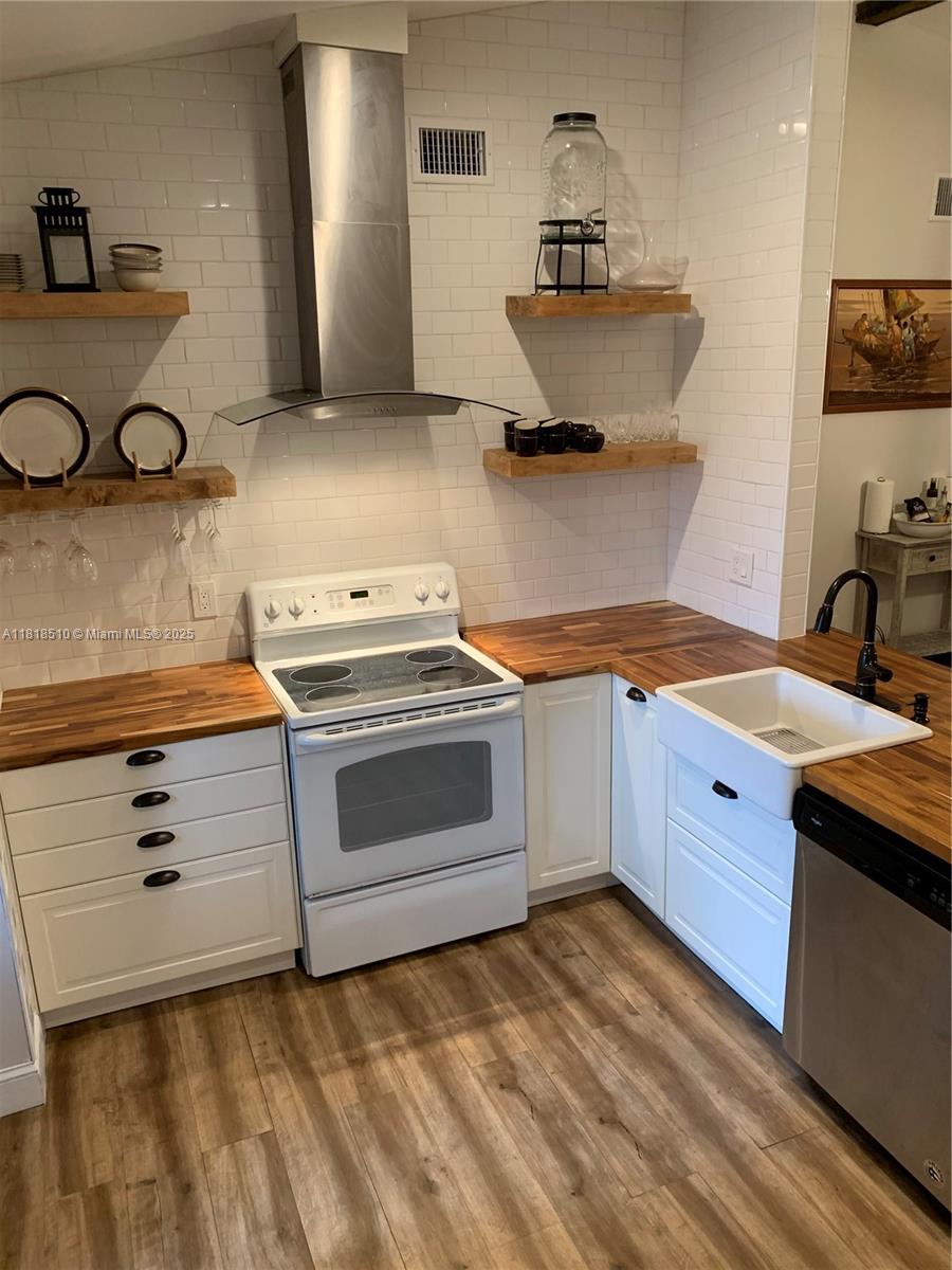 Property photo # 8