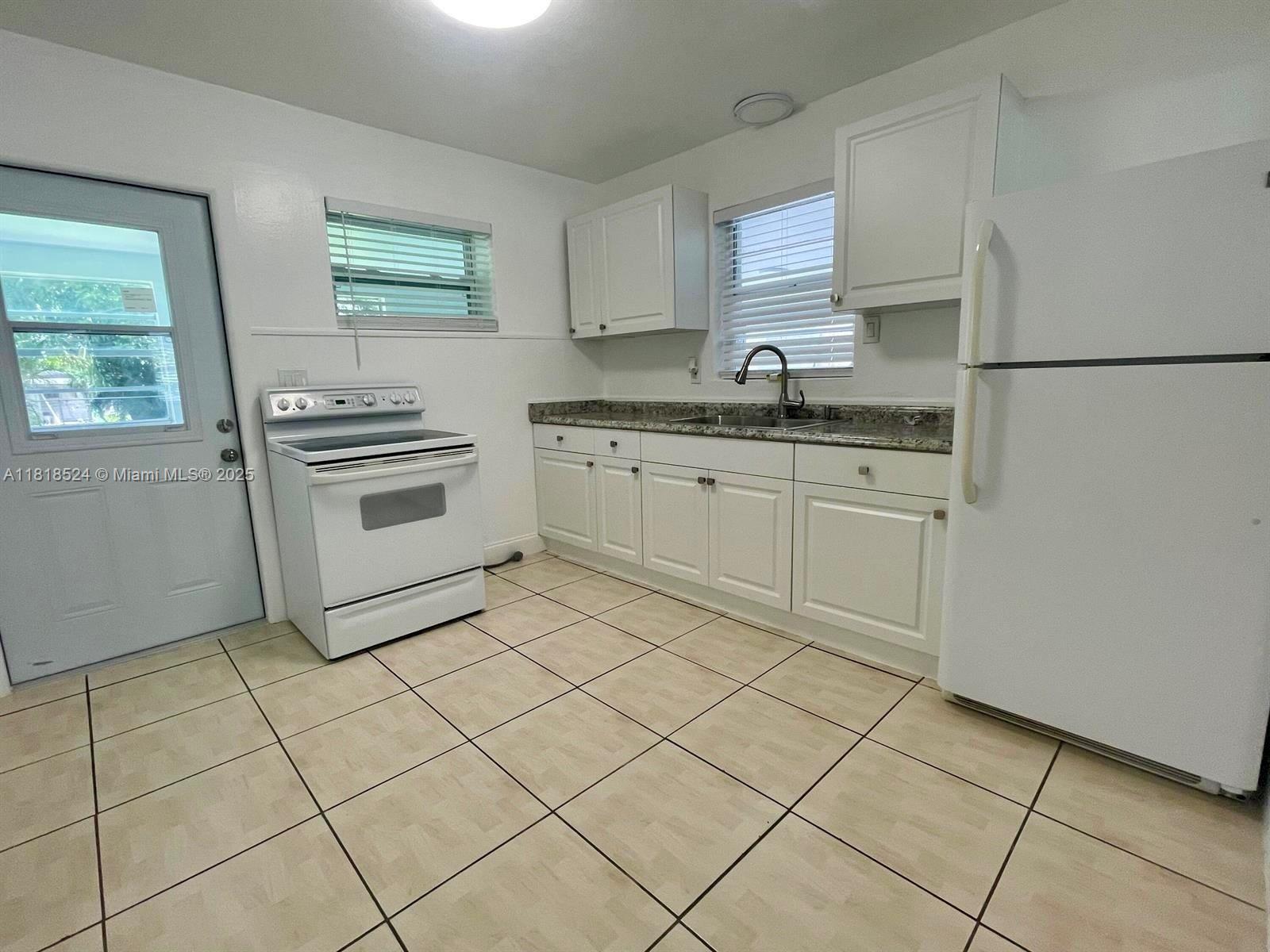 4562 Old Military Trl, West Palm Beach, Florida image 6