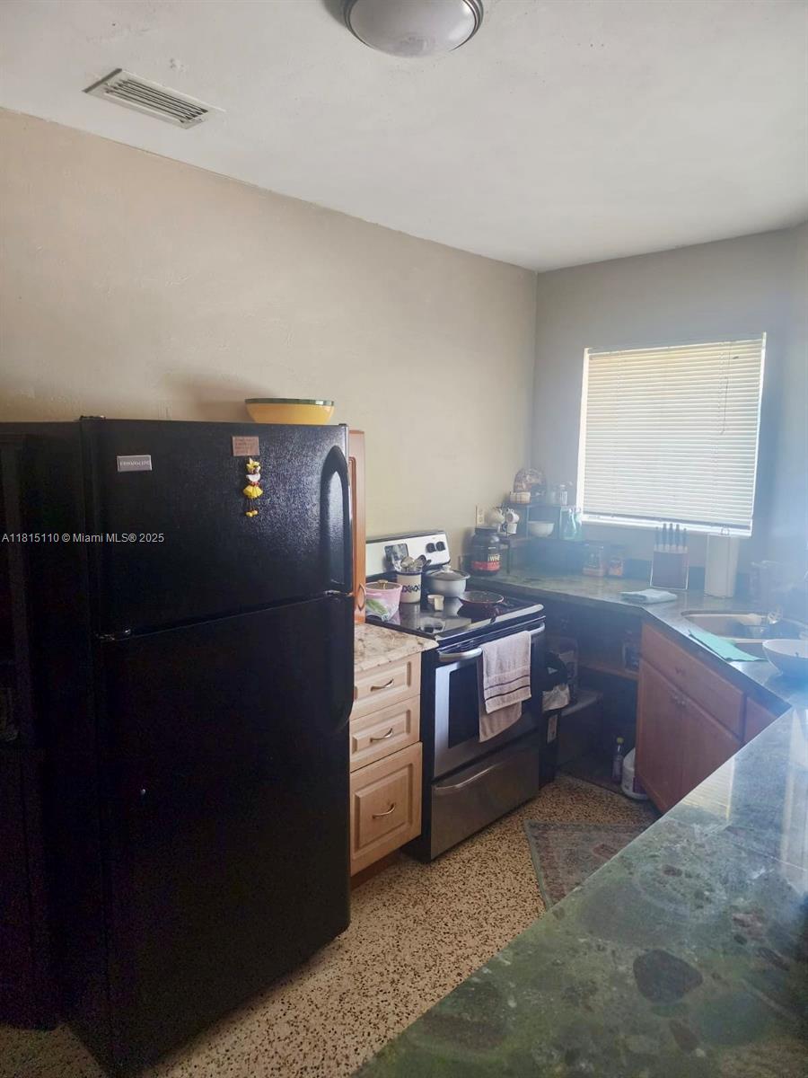 7080 SW 22nd St, Miami, Florida image 15