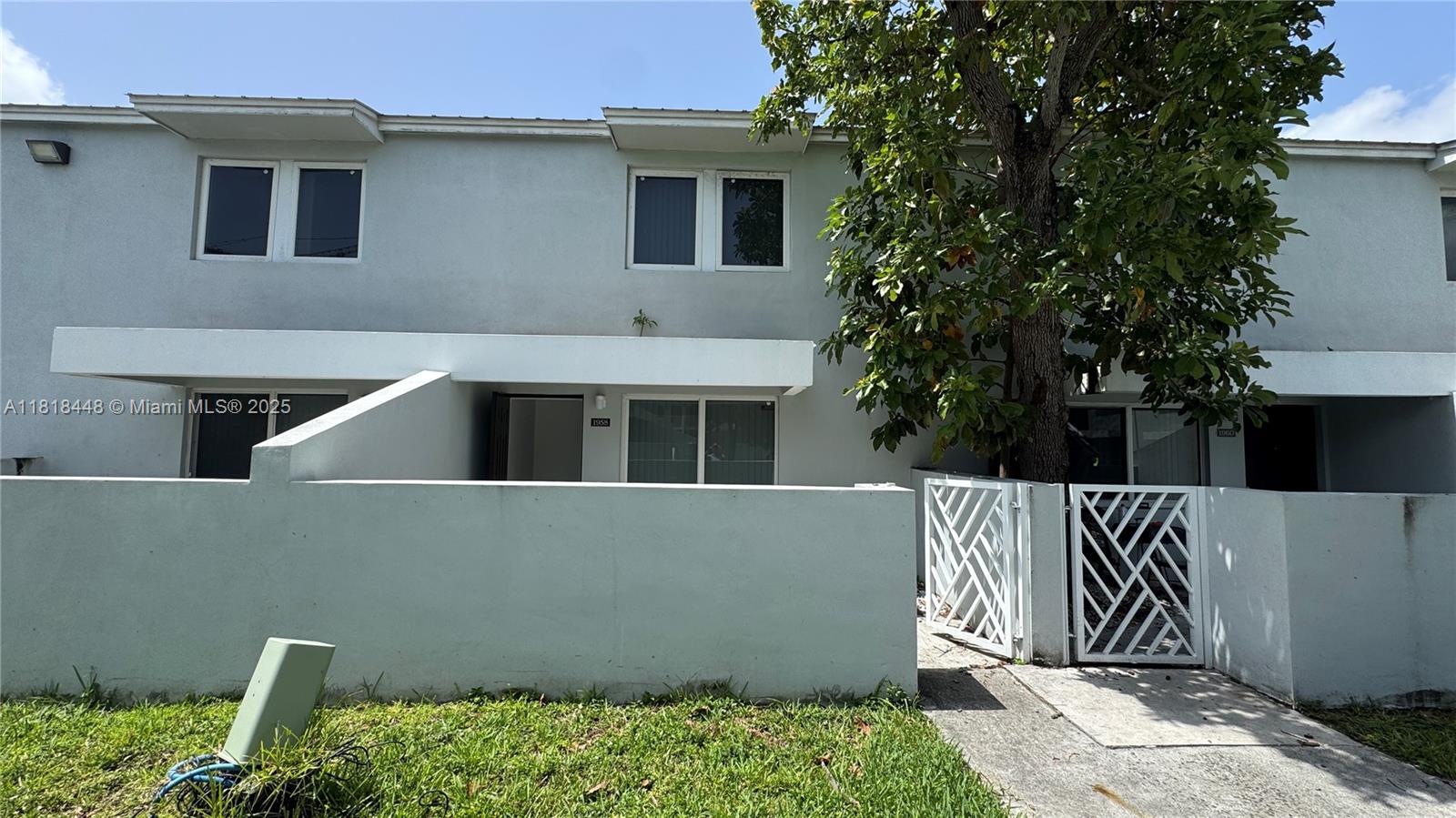 Property photo # 0