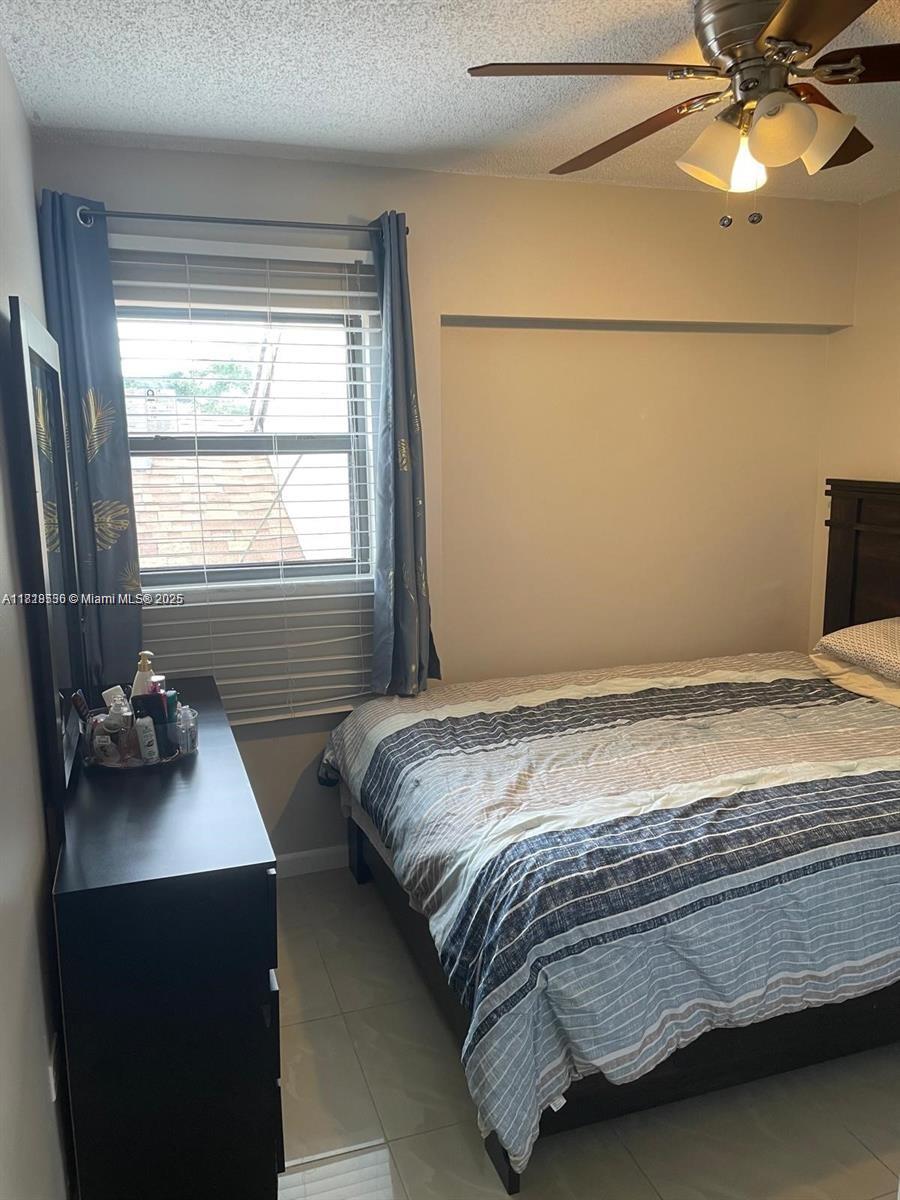 8409 N Missionwood Cir #D-30, Miramar, Florida image 13