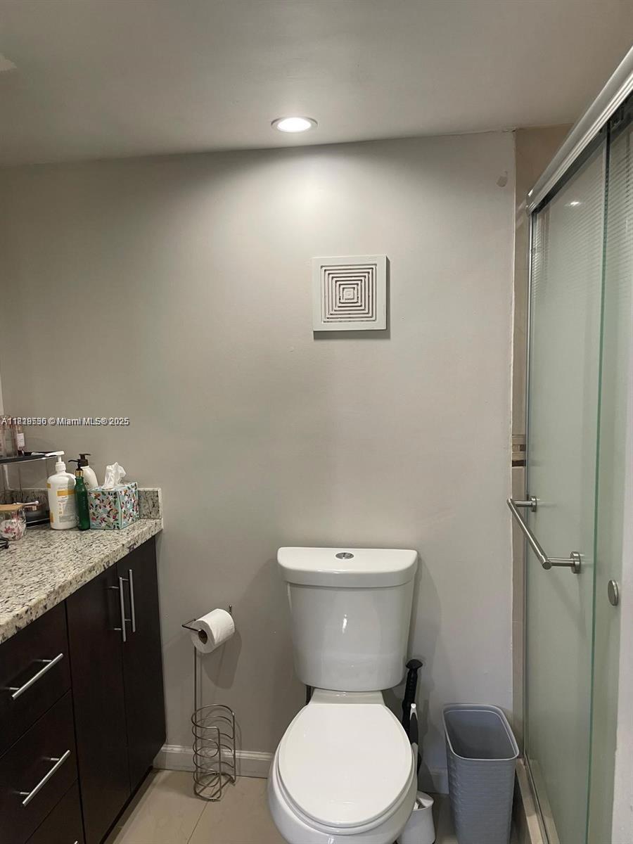 8409 N Missionwood Cir #D-30, Miramar, Florida image 18