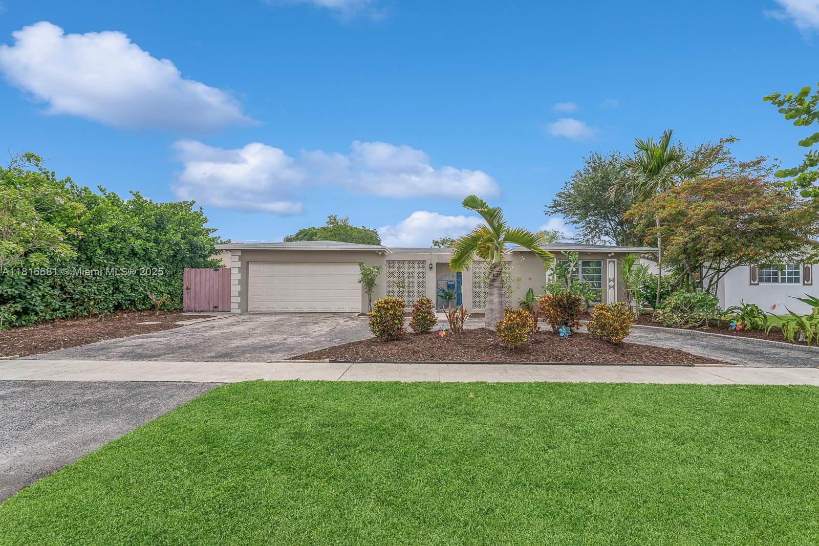 1305 N 47th Ave, Hollywood, Florida image 1