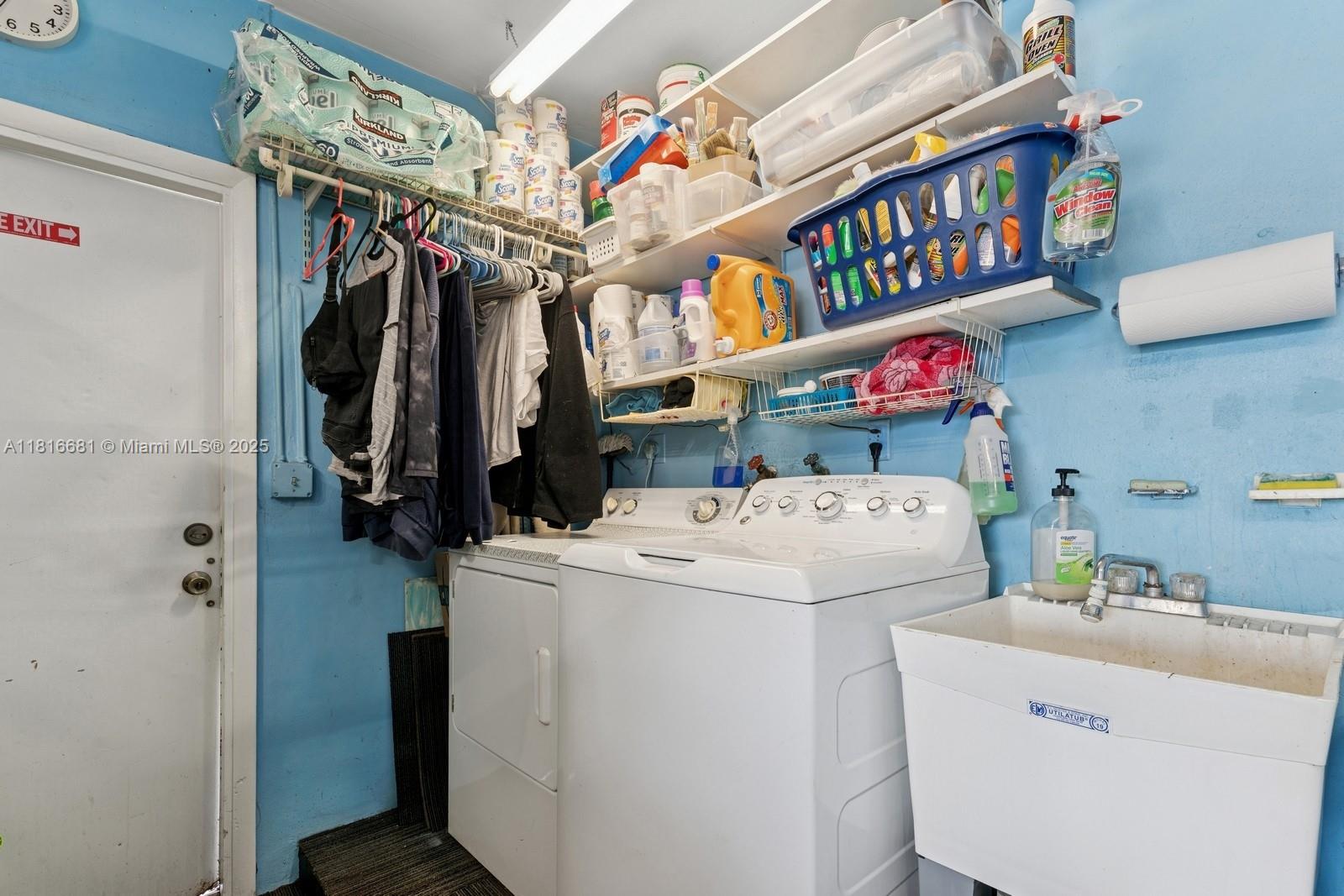 1305 N 47th Ave, Hollywood, Florida image 32