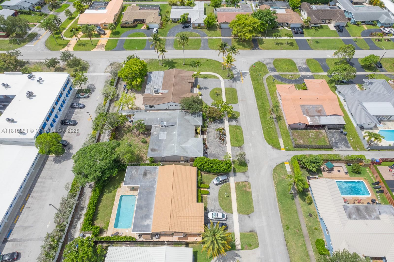 1305 N 47th Ave, Hollywood, Florida image 38