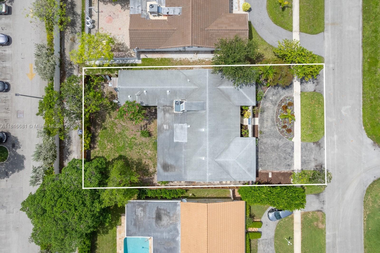 1305 N 47th Ave, Hollywood, Florida image 39