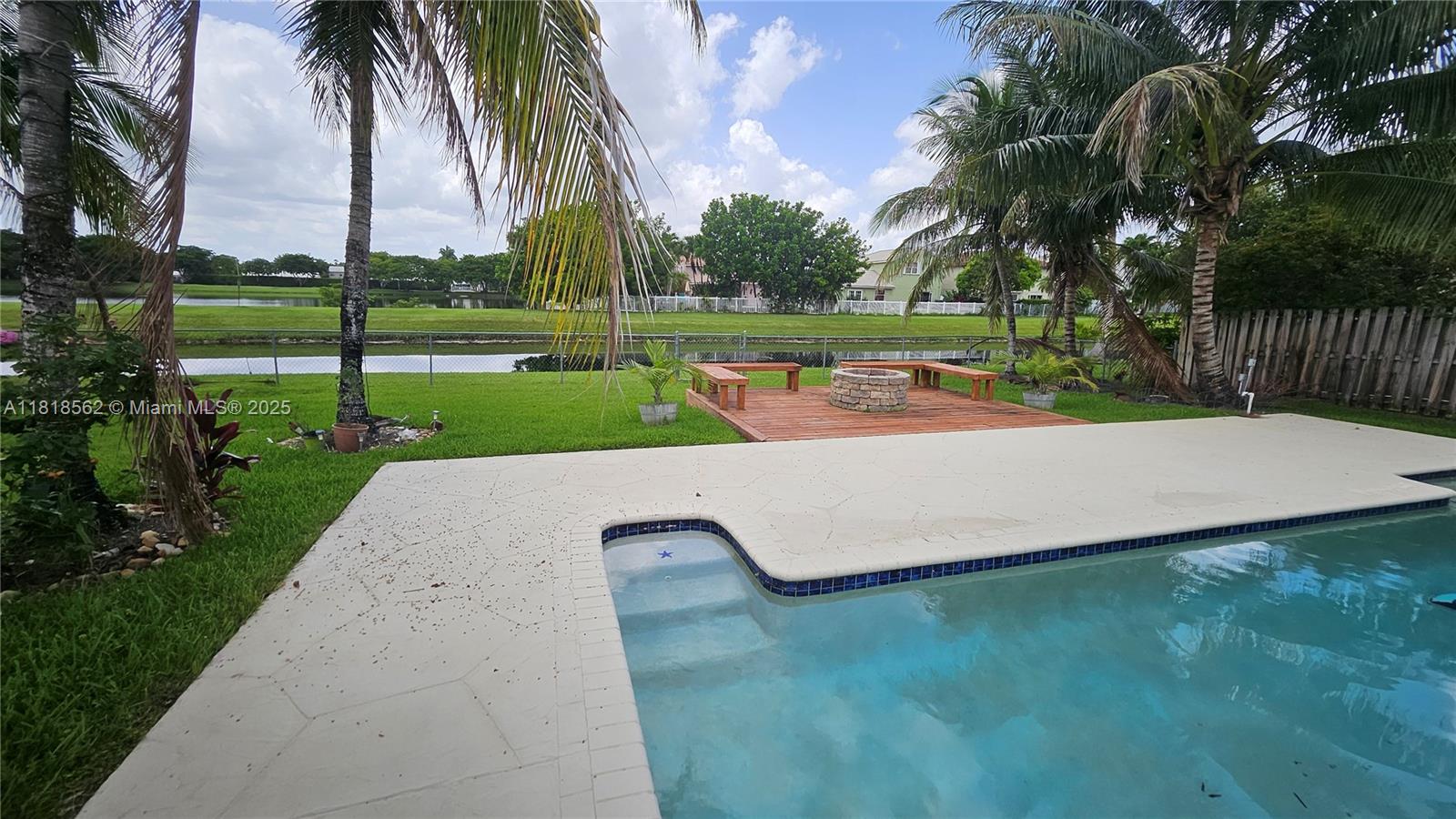 9480 NW 10th St, Plantation, Florida image 7