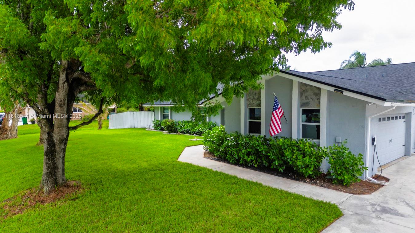 11400 NW 27th St, Plantation, Florida image 34