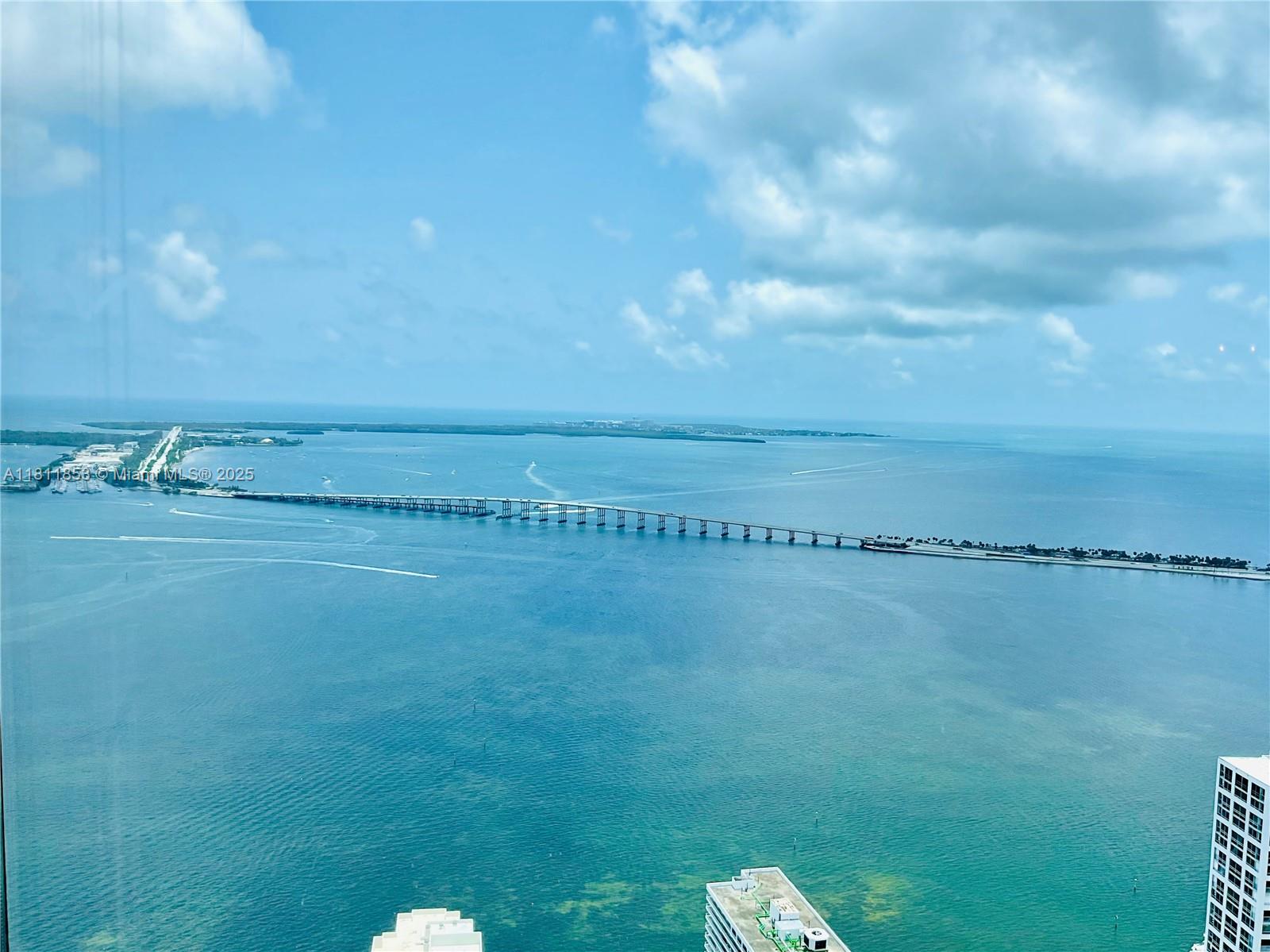 Condo for Rent in Miami, FL