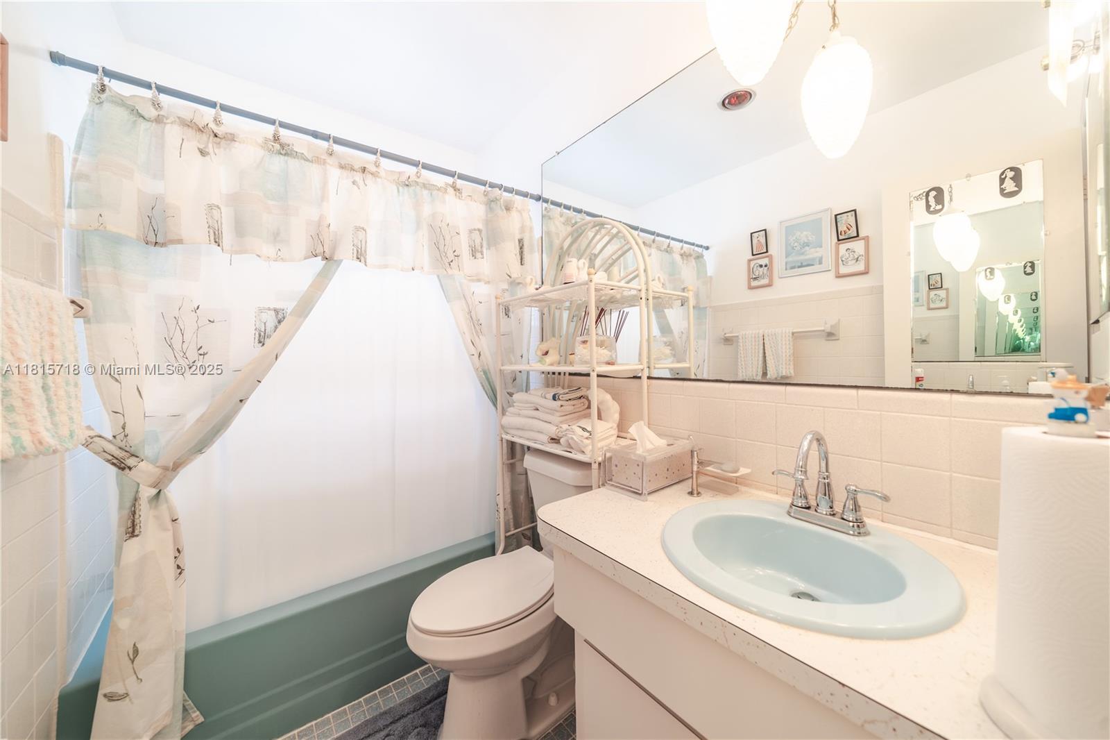 5803 NW 85th Ter, Tamarac, Florida image 23