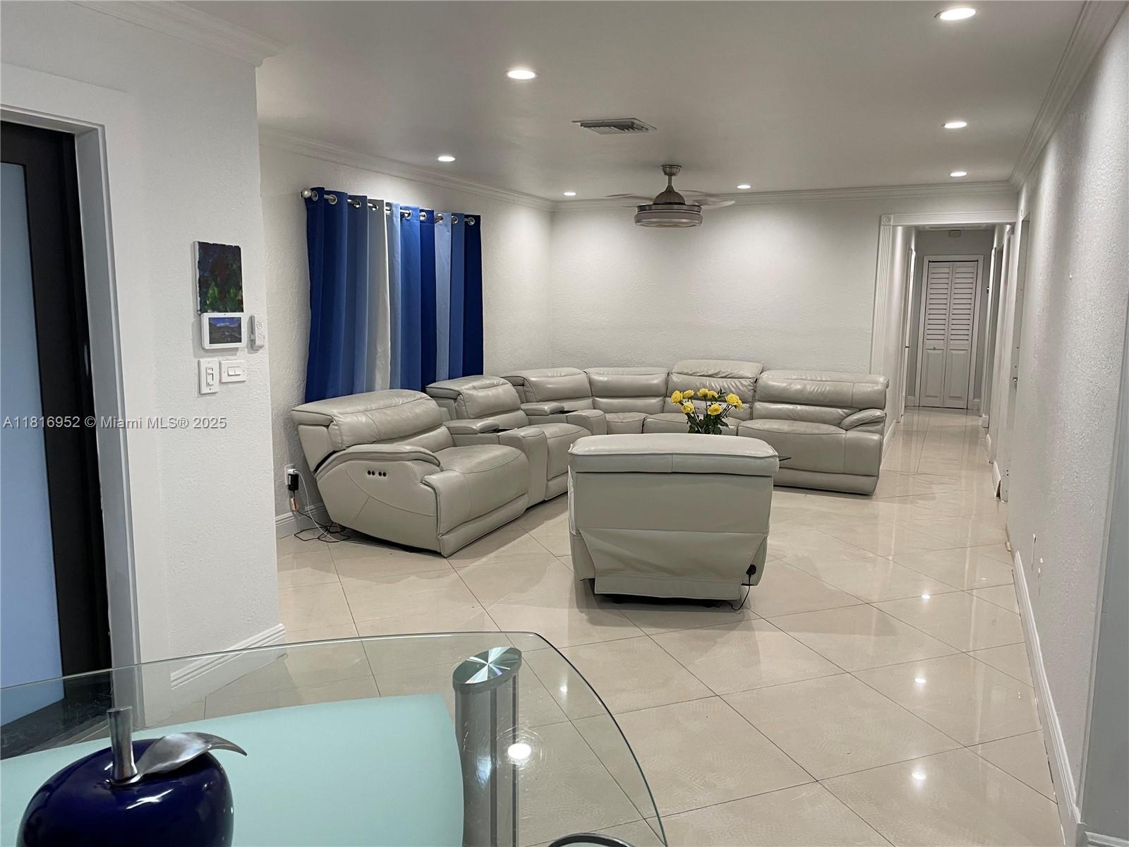 16 NW 207th St, Miami Gardens, Florida image 10