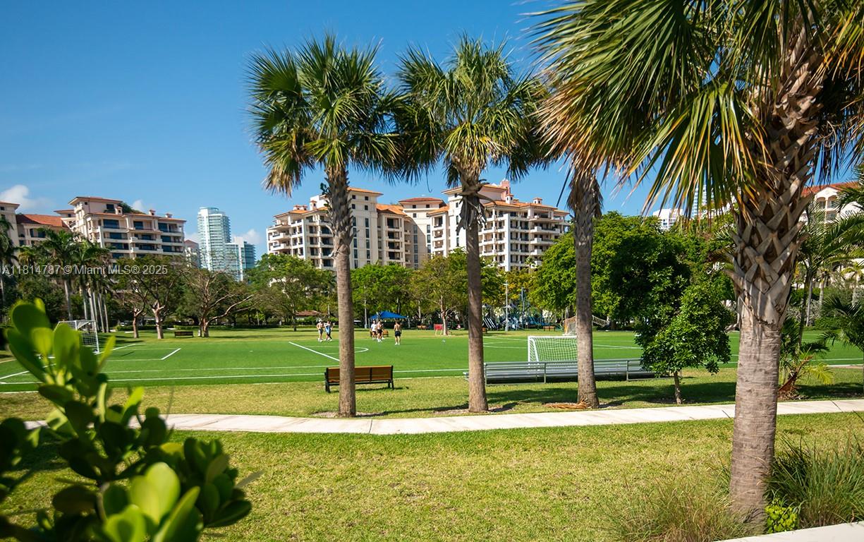 Residential, Miami Beach, Florida image 32