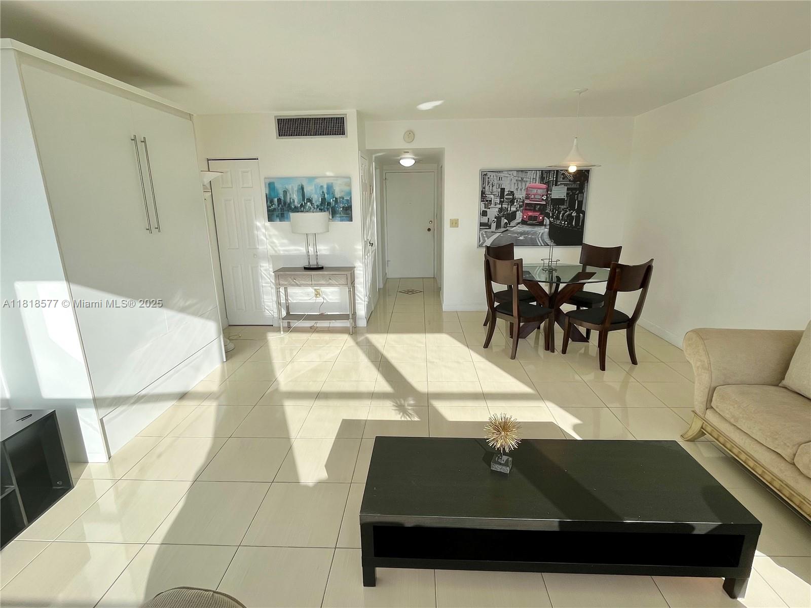 Homes for sale in Miami Beach, FL | 2899 Collins Ave #810, Miami Beach, FL 33140 | MLS# A11818577