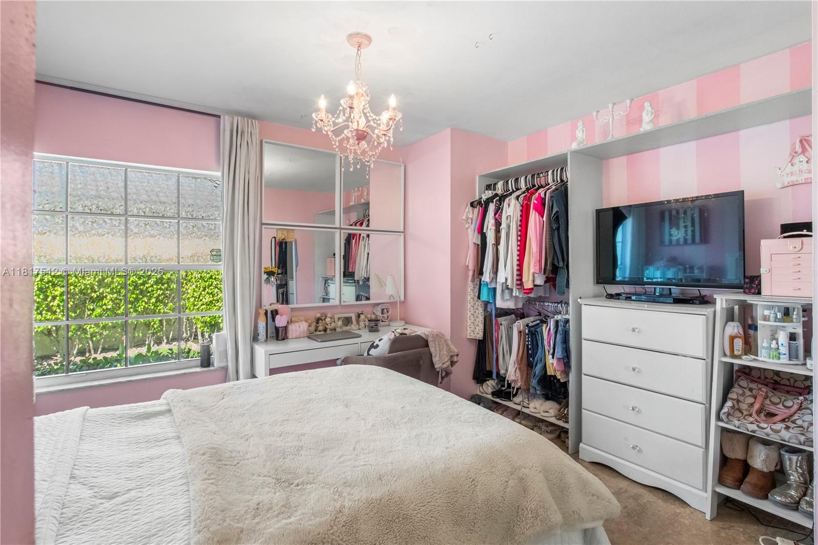 886 SW 180th Ter, Pembroke Pines, Florida image 17