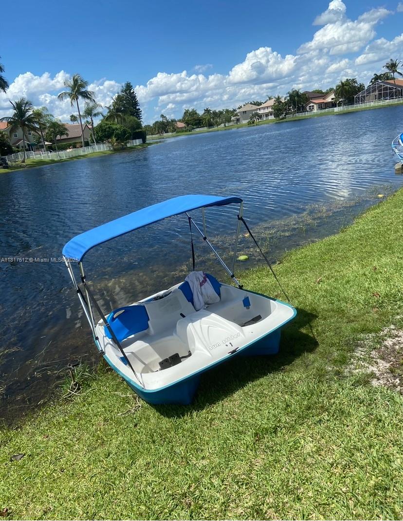 886 SW 180th Ter, Pembroke Pines, Florida image 32