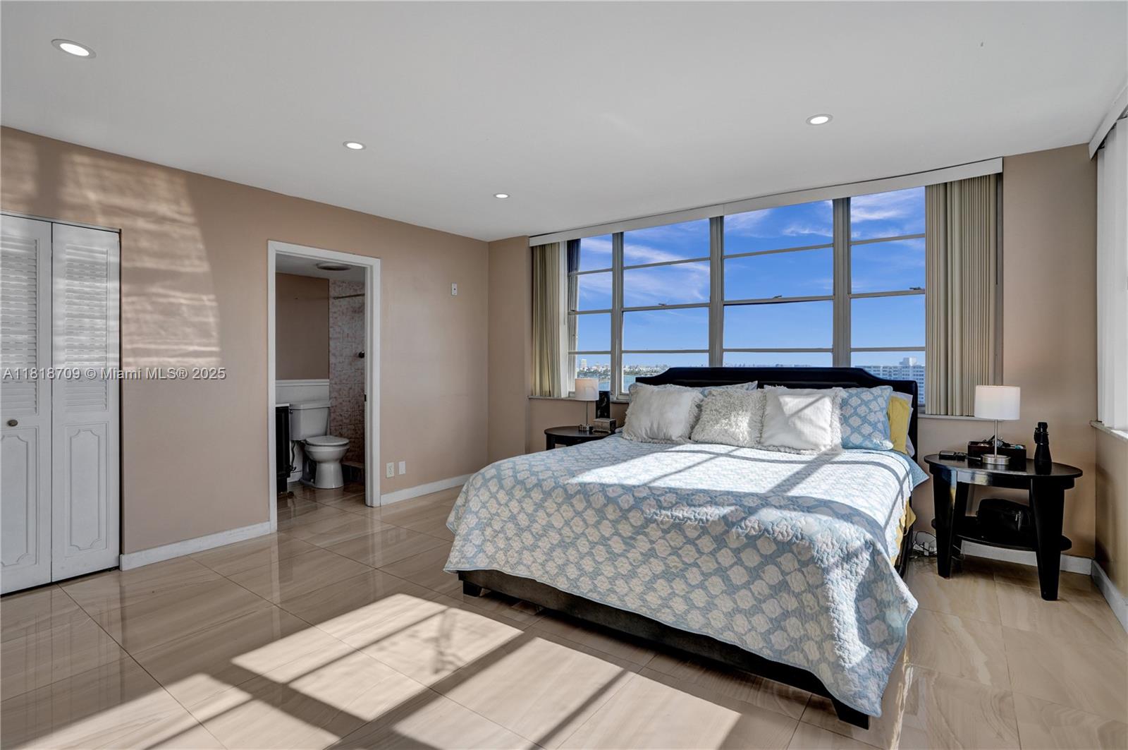 2150 Sans Souci Blvd #B1605, North Miami, Florida image 13