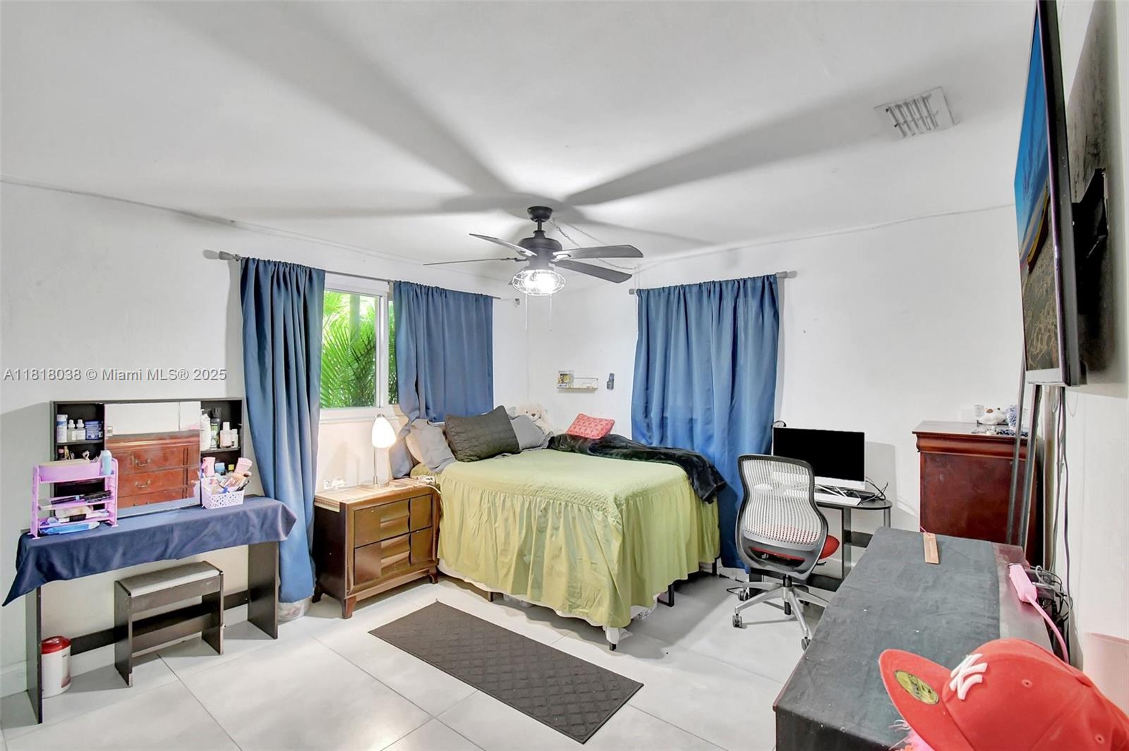 6541 Mckinley St, Hollywood, Florida image 24