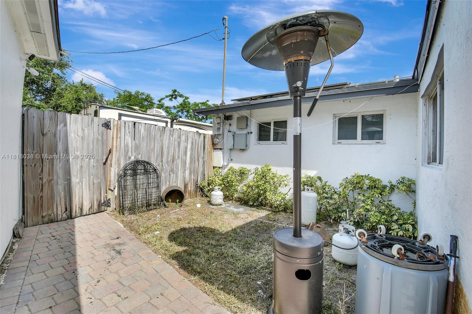 6541 Mckinley St, Hollywood, Florida image 37