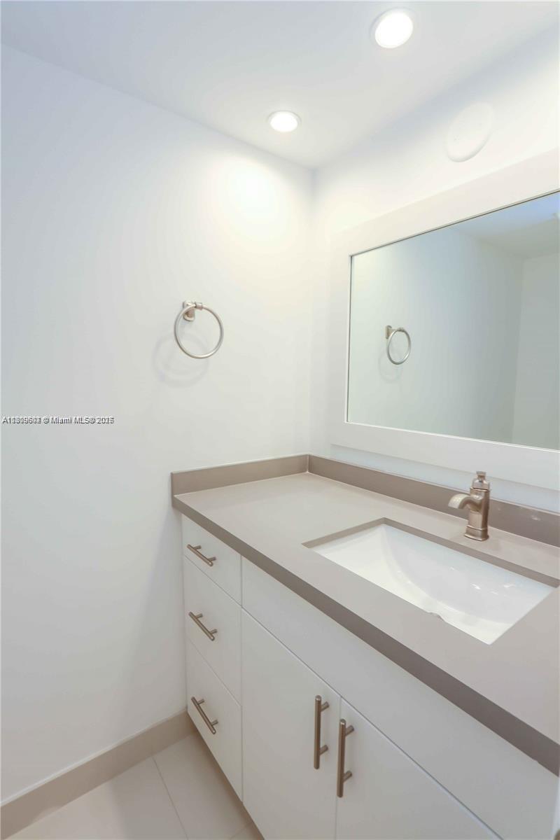 Residential, Sunny Isles Beach, Florida image 17