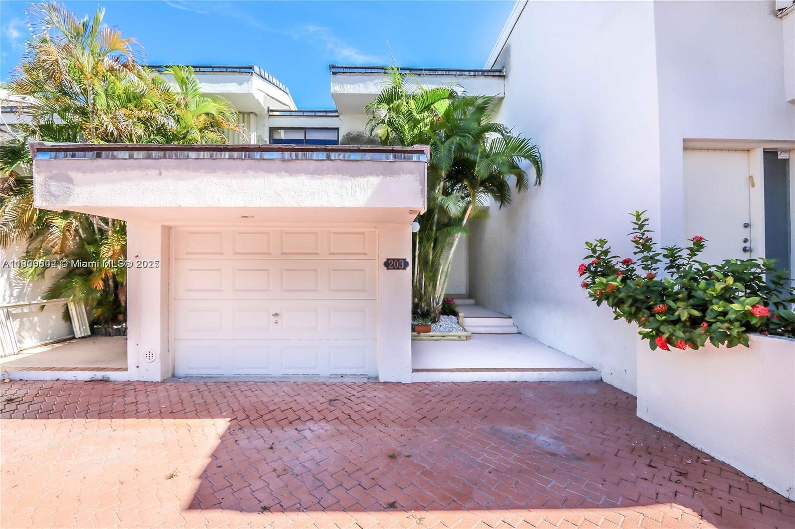Residential, Sunny Isles Beach, Florida image 21