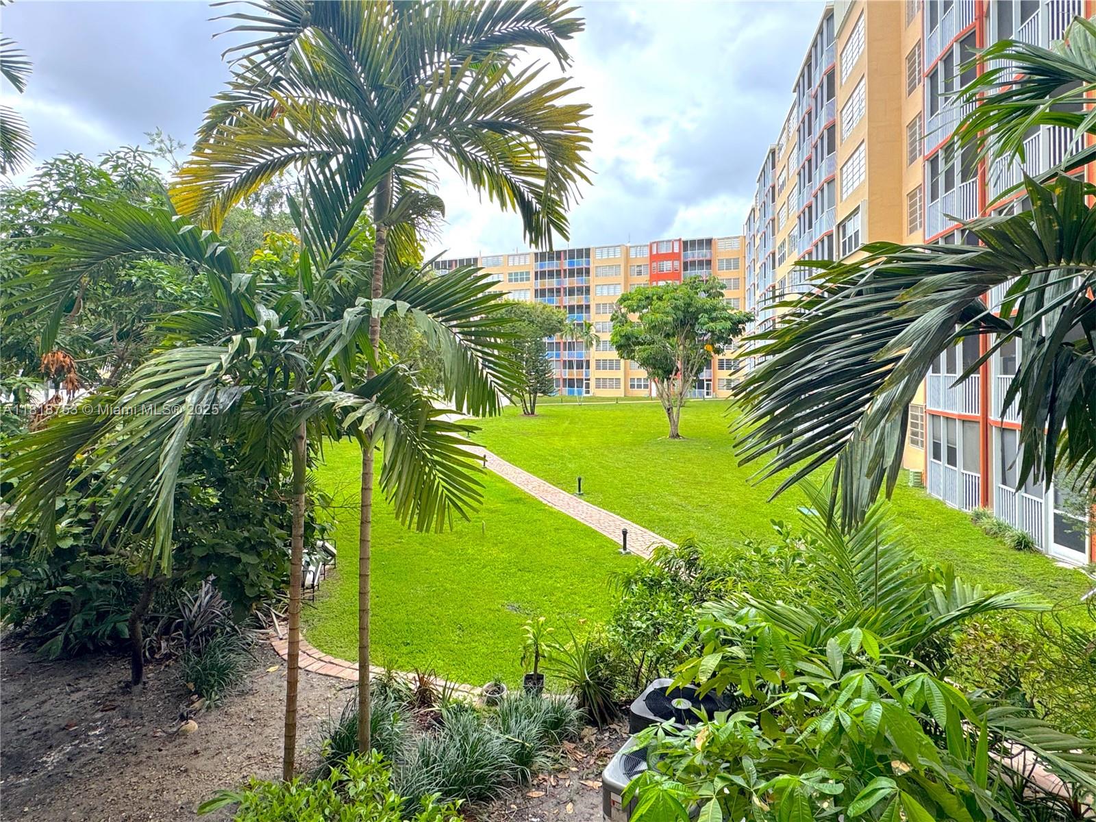 Homes for sale in Miami, FL | 1750 Ne 191St St #224-4, Miami, FL 33179 | MLS# A11818753