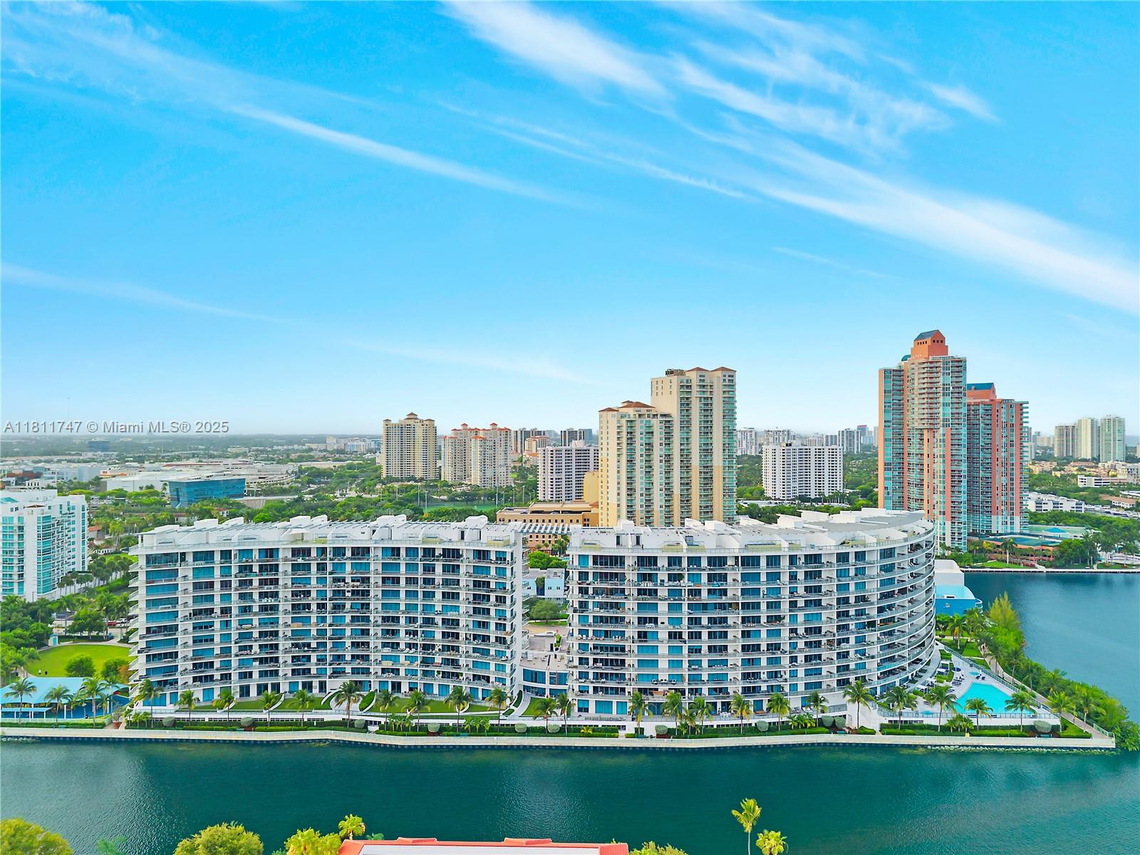 3300 NE 188th St #909, Aventura, Florida image 35