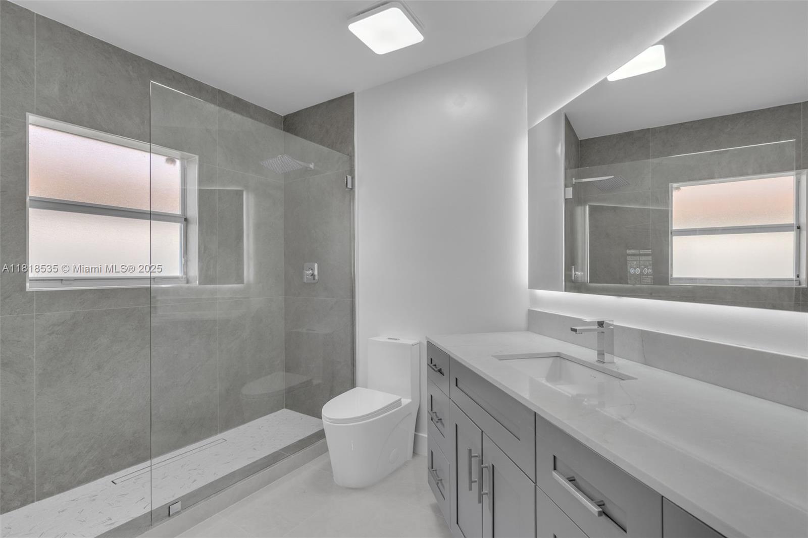 11244 NW 58th Ter, Doral, Florida image 22
