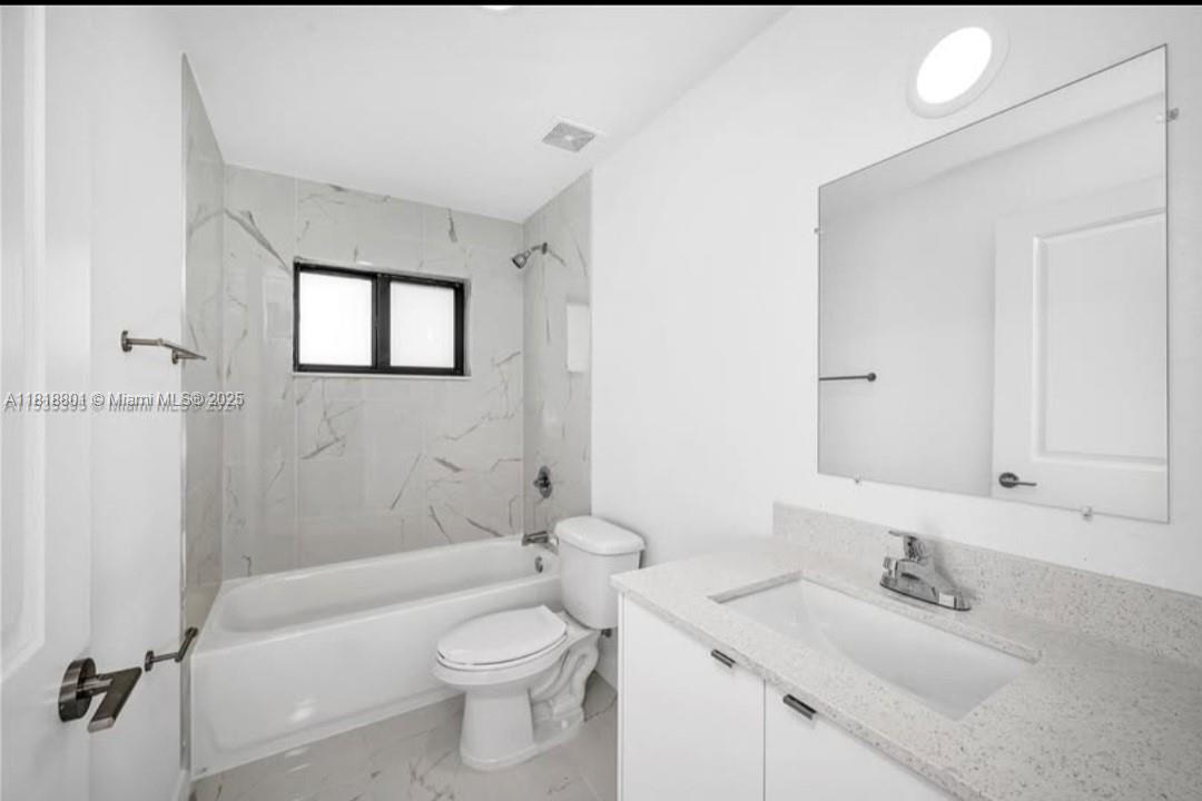 673 NW 14th St, Florida City, Florida image 12