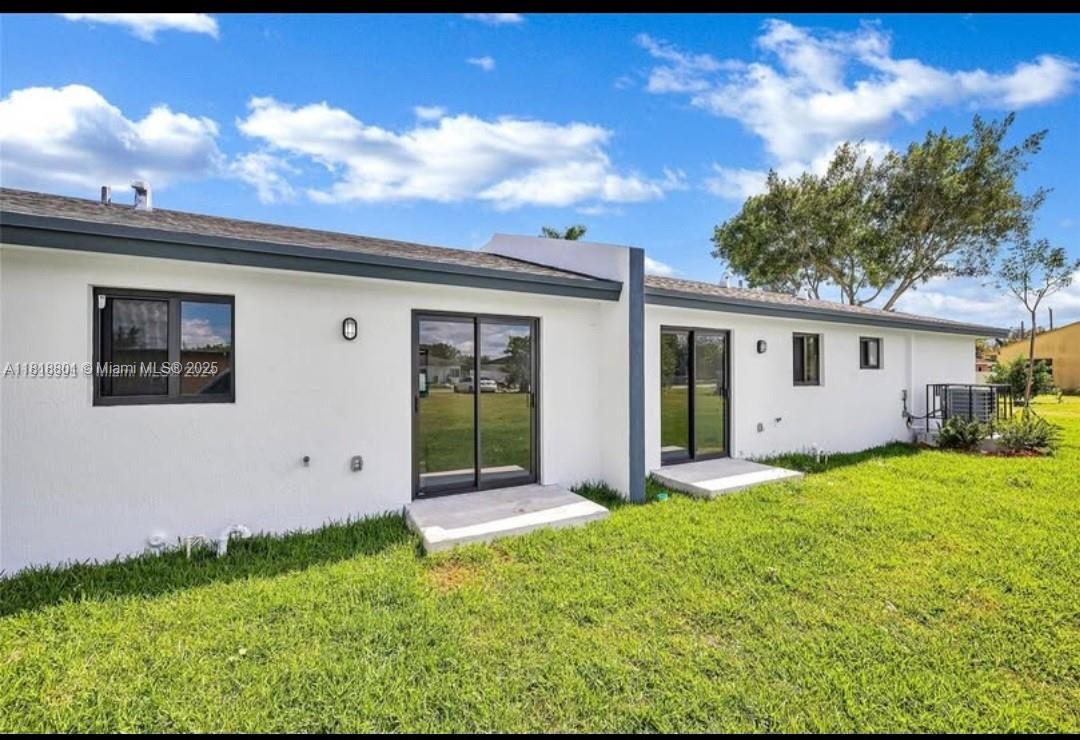 673 NW 14th St, Florida City, Florida image 4