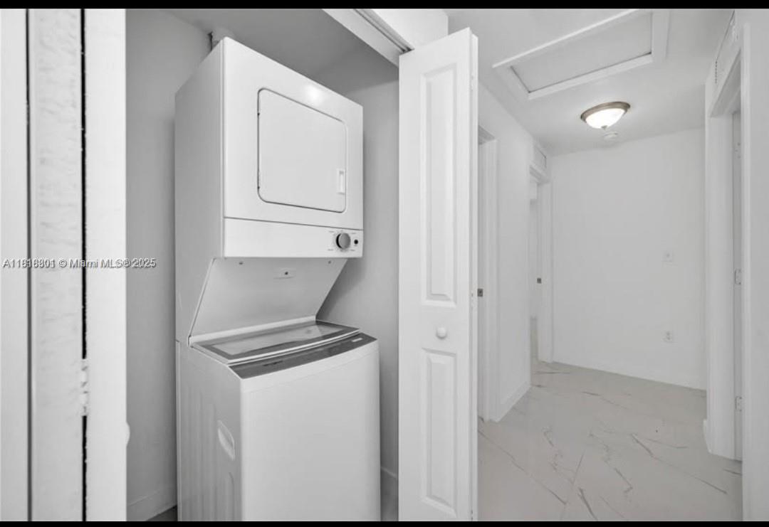 673 NW 14th St, Florida City, Florida image 9