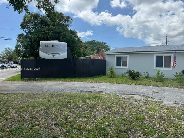 1520 SW 48th Ave, Fort Lauderdale, Florida image 2