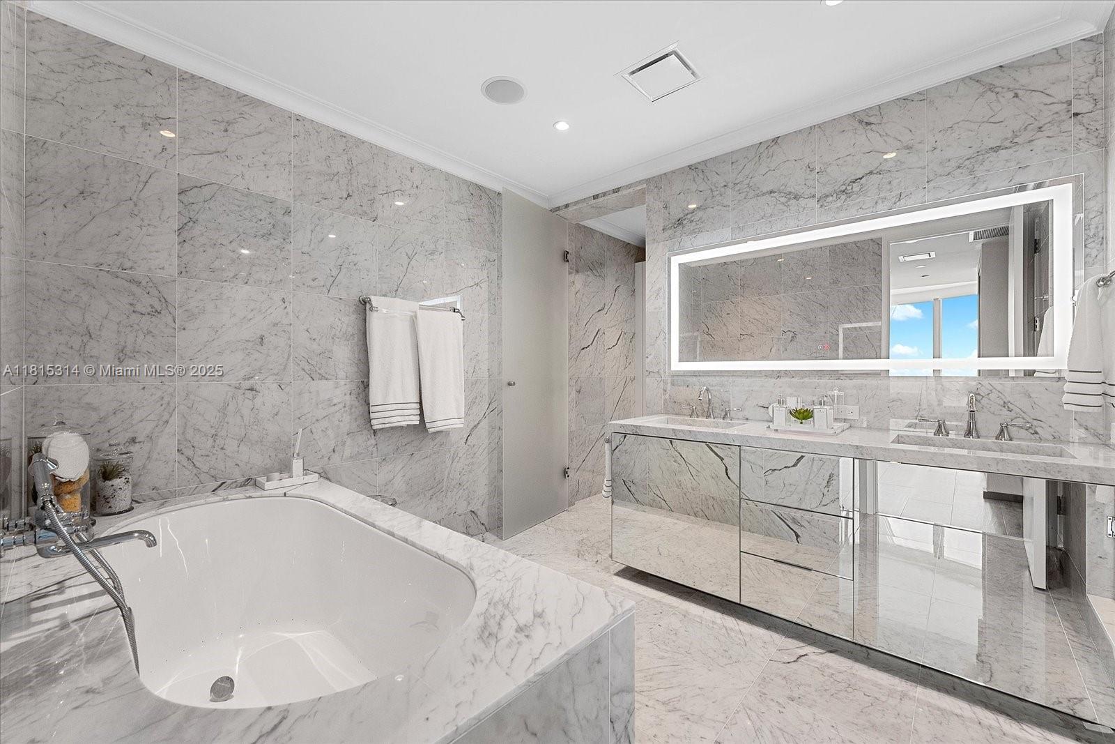 15701 Collins Ave #3101, Sunny Isles Beach, Florida image 7